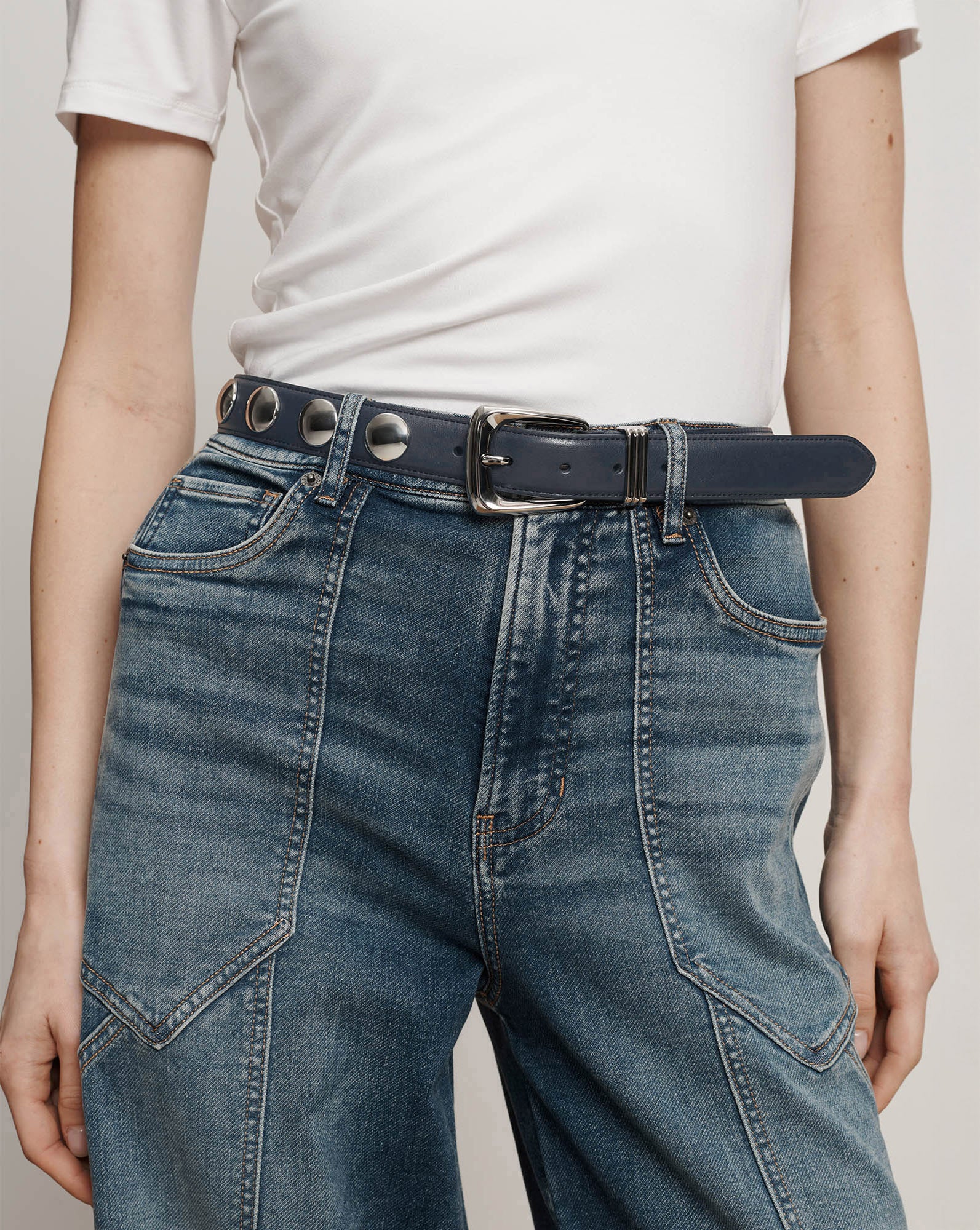 Veronica Beard Arch Studded Leather Belt - Navy