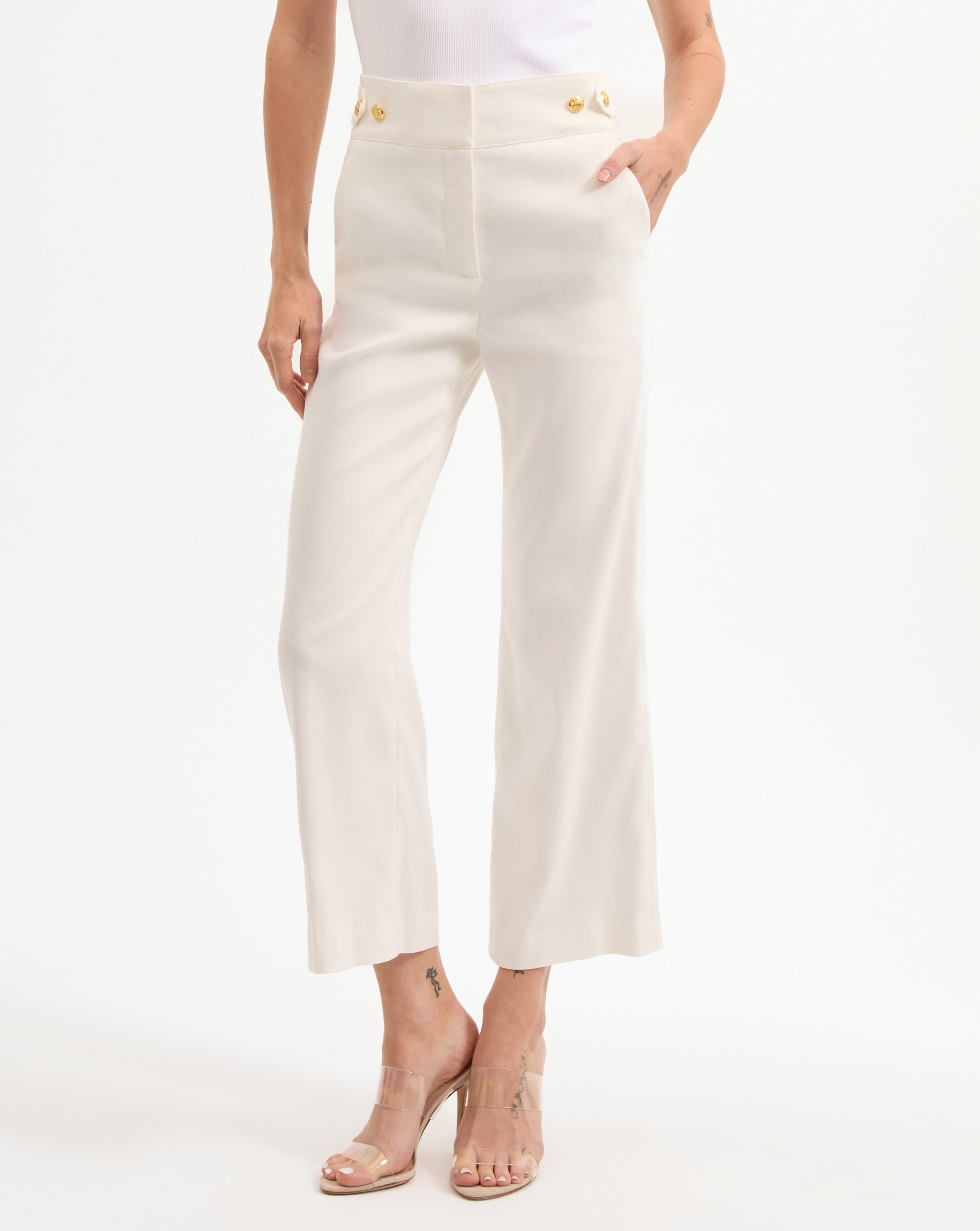 Aubrie Women's Linen Cropped Pant in Off-White | Veronica Beard