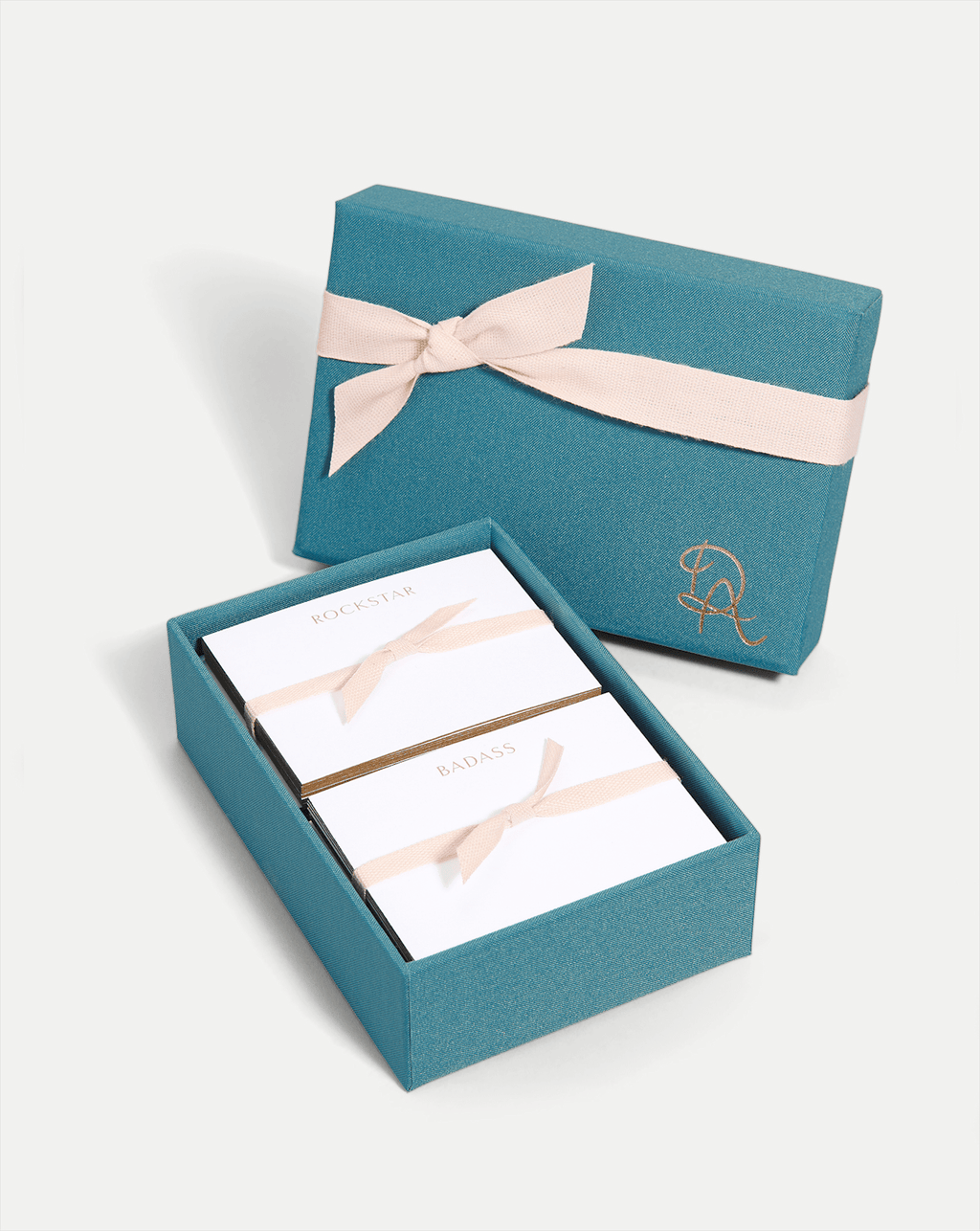 Veronica Beard Dinner Place Cards - White
