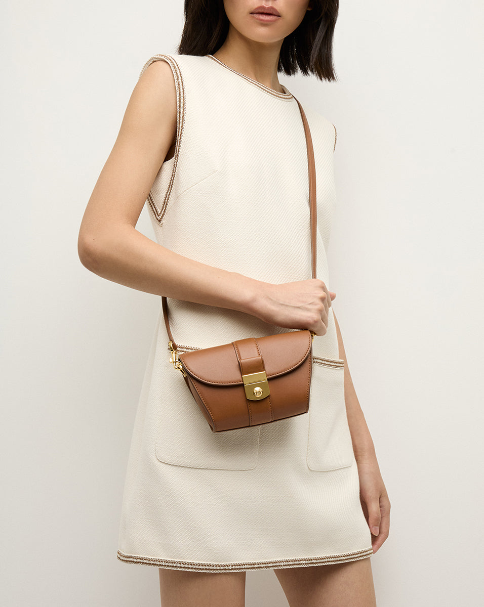 VERONICA オフショルダー Small Crest Lock Trap Bag in Hazelwood | Veronica Beard