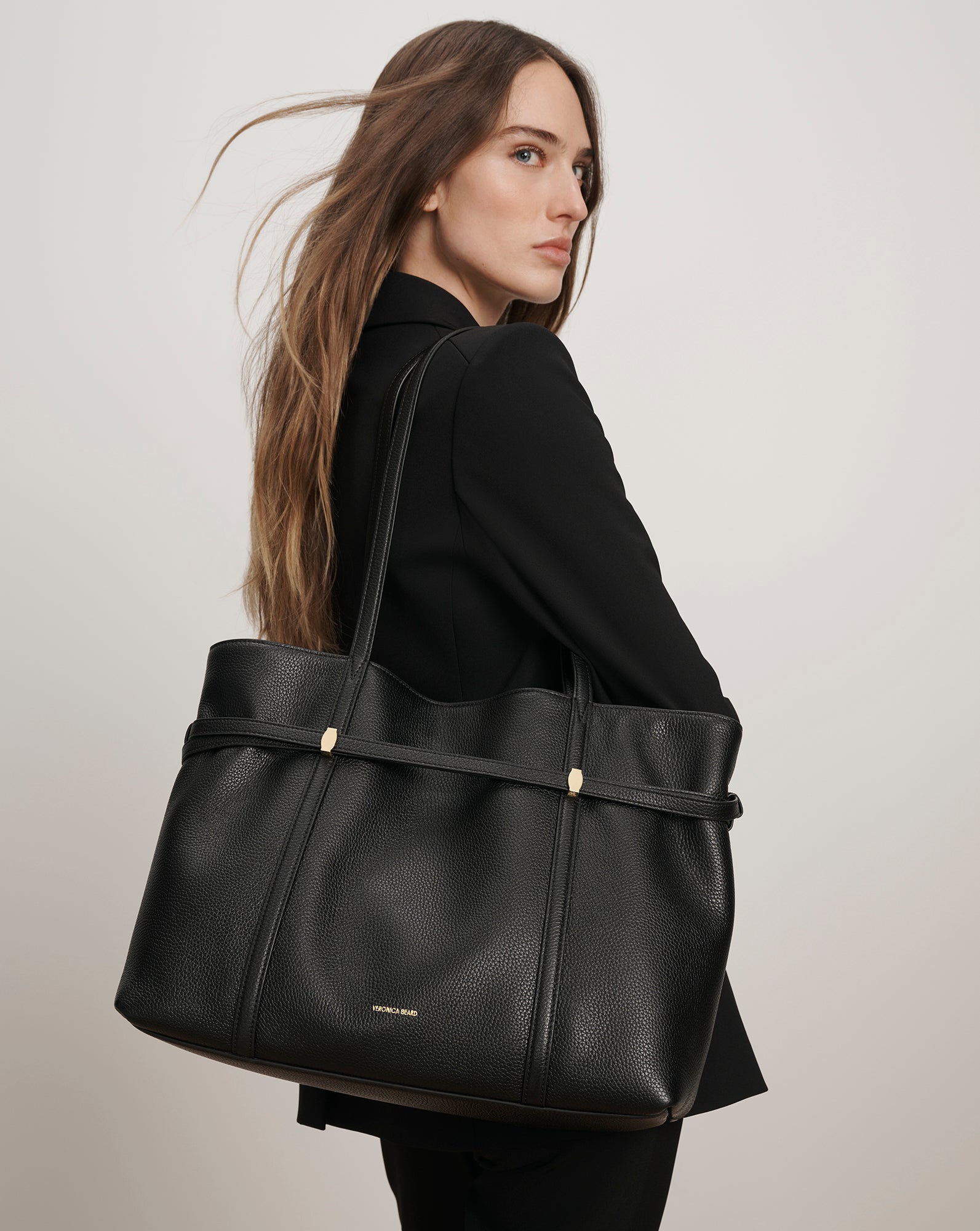 Lasso Belted Leather Tote Bag in Black | Veronica Beard