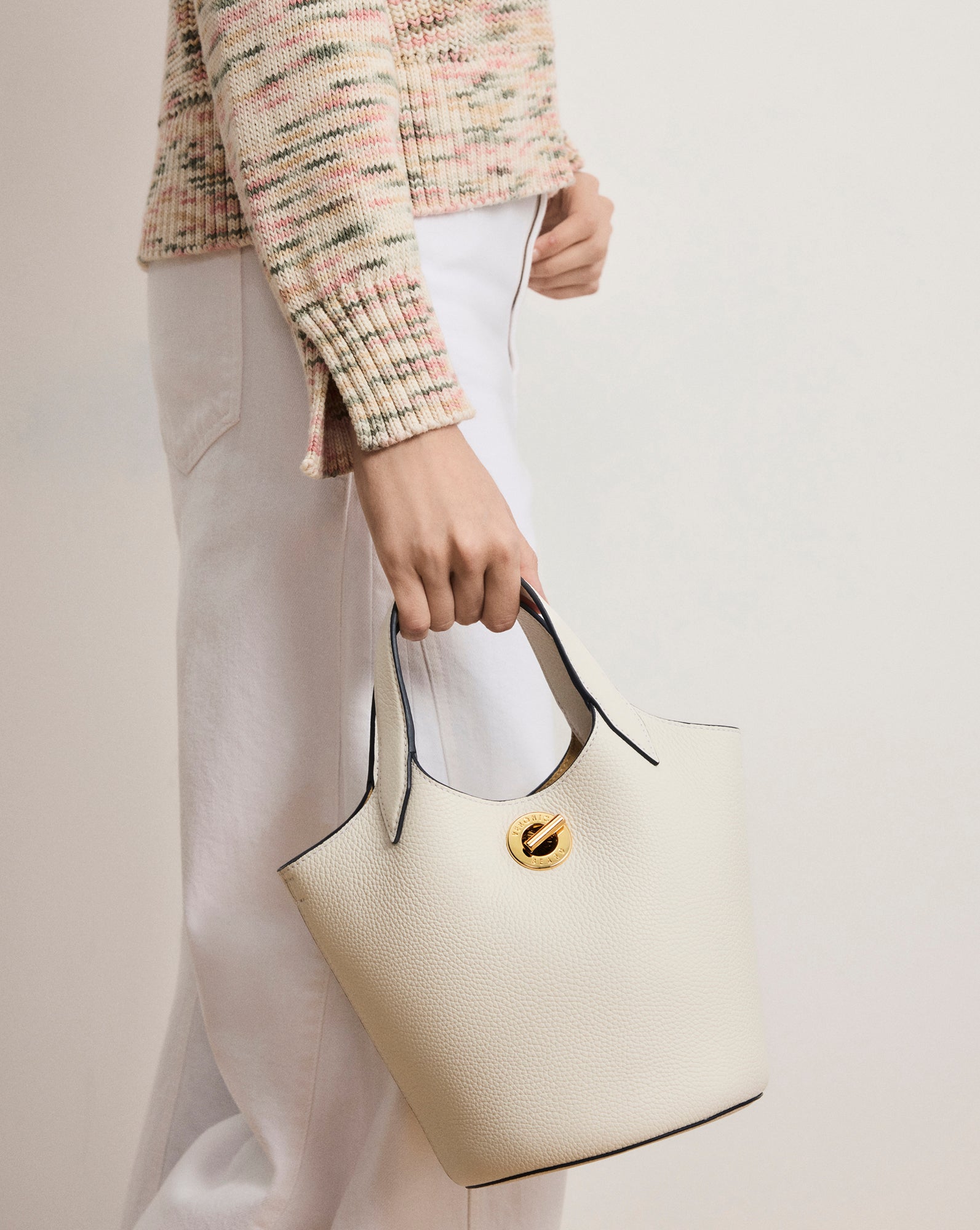 Anchor Top-Handle Bag in Off White Leather | Veronica Beard