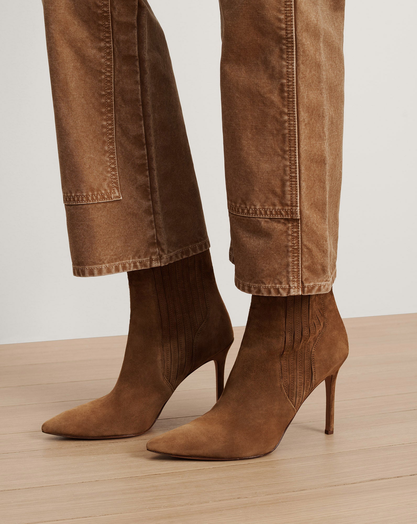 Lisa Stiletto Mid-Heel Ankle Boot in Chestnut | Veronica Beard