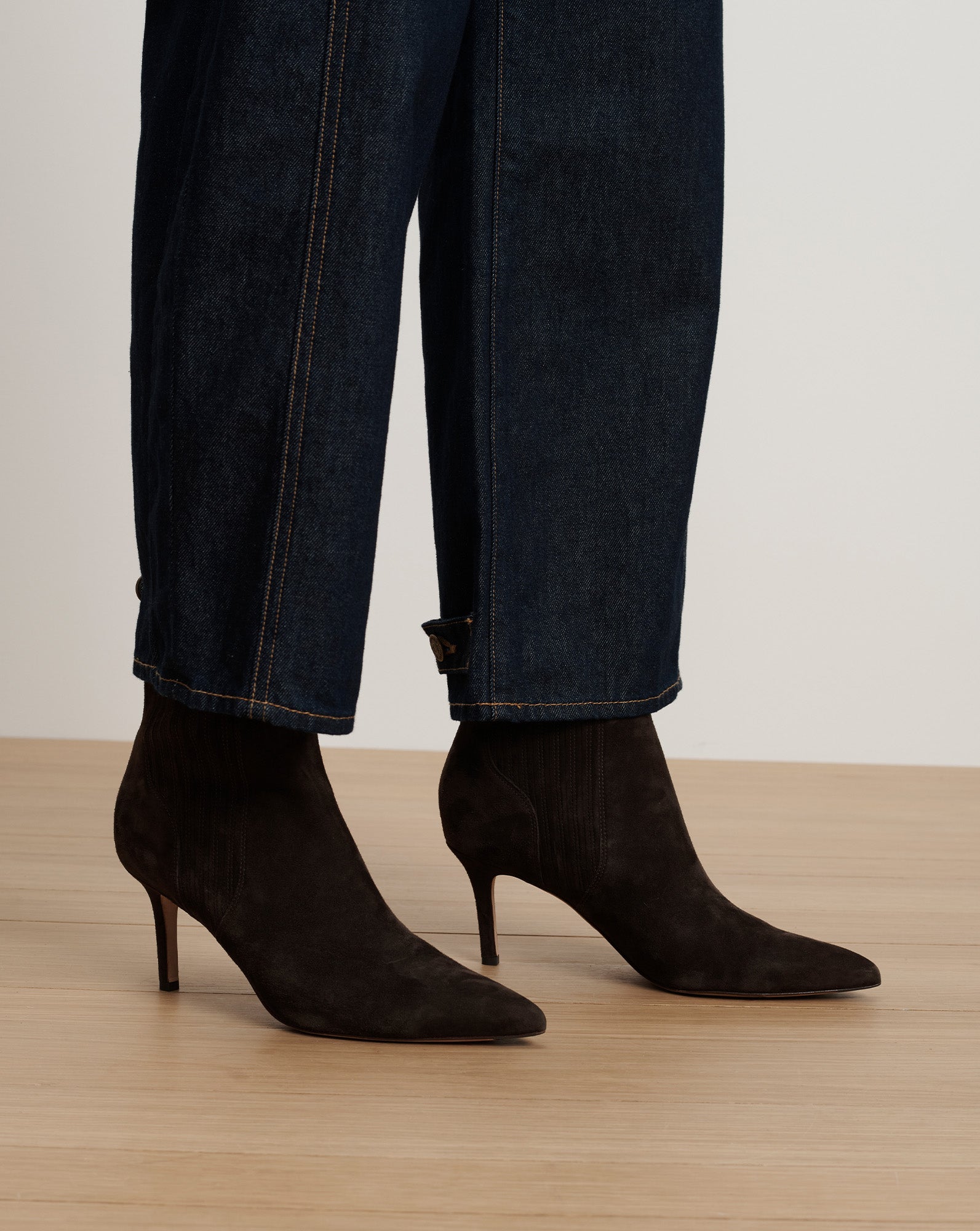 Lisa Mid-Heel Ankle Boot in Espresso | Veronica Beard
