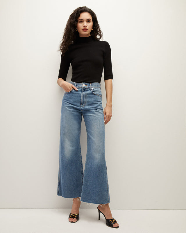 Cropped high waisted jeans