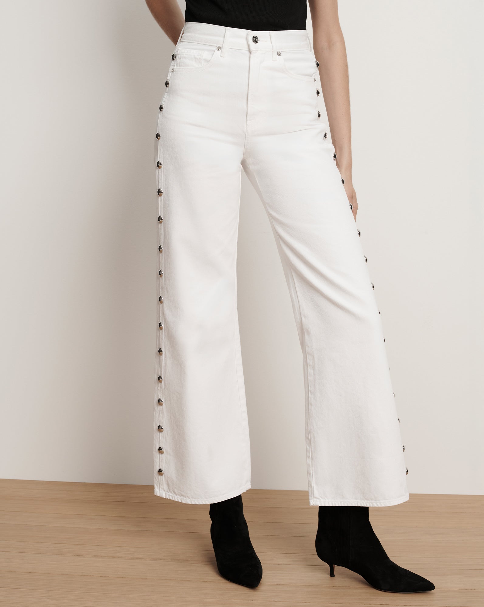 Taylor Studded Wide-Leg Jean in White | Veronica Beard