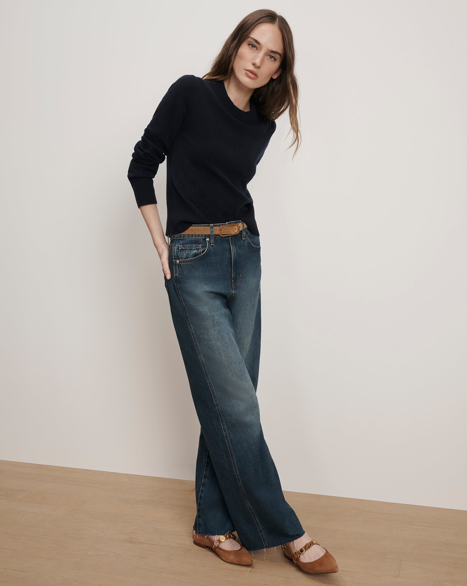 Veronica Beard Loop Suede Belt - Acorn