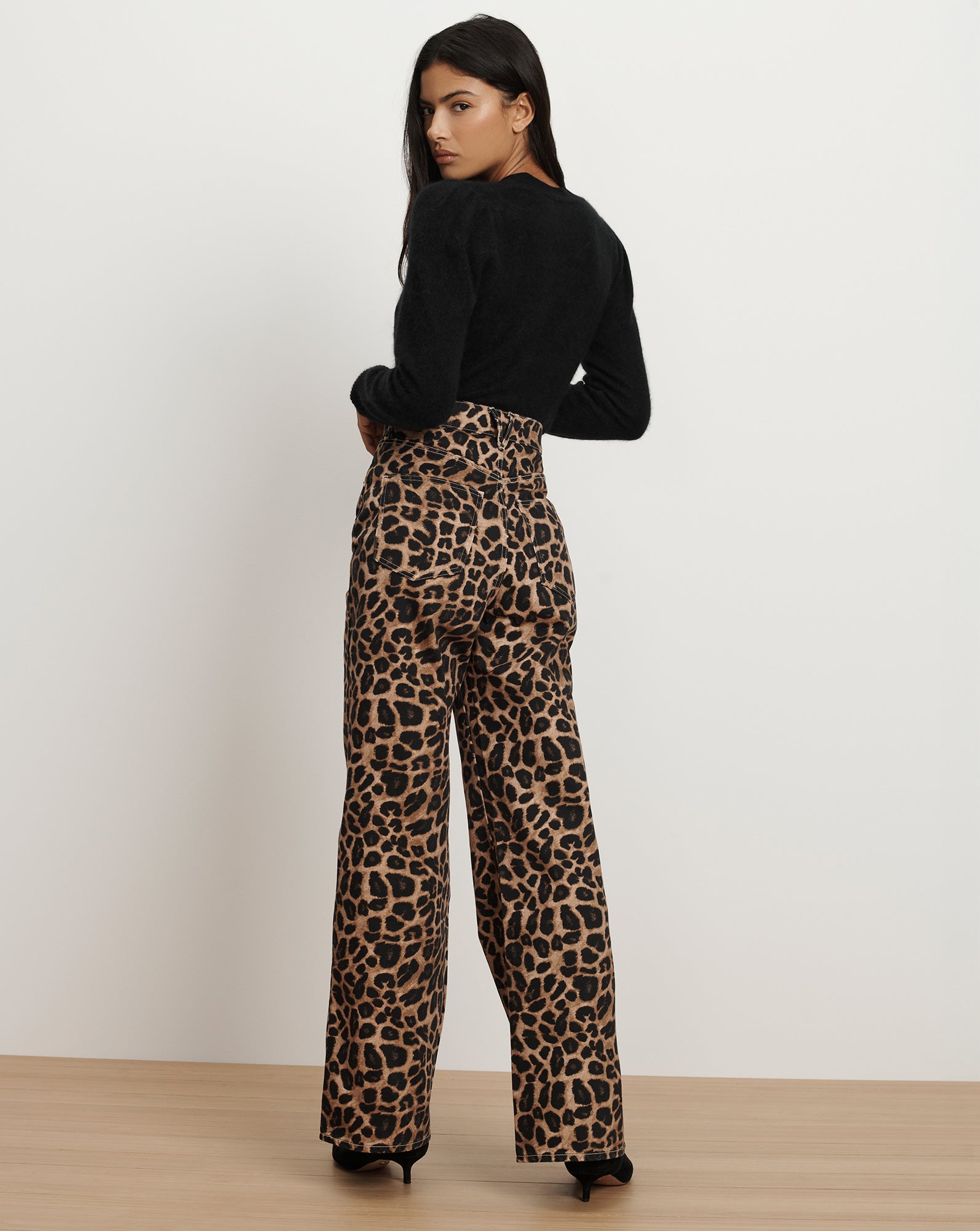Taylor Leopard Wide-Leg Jean in Leopard Print Washed Leopard