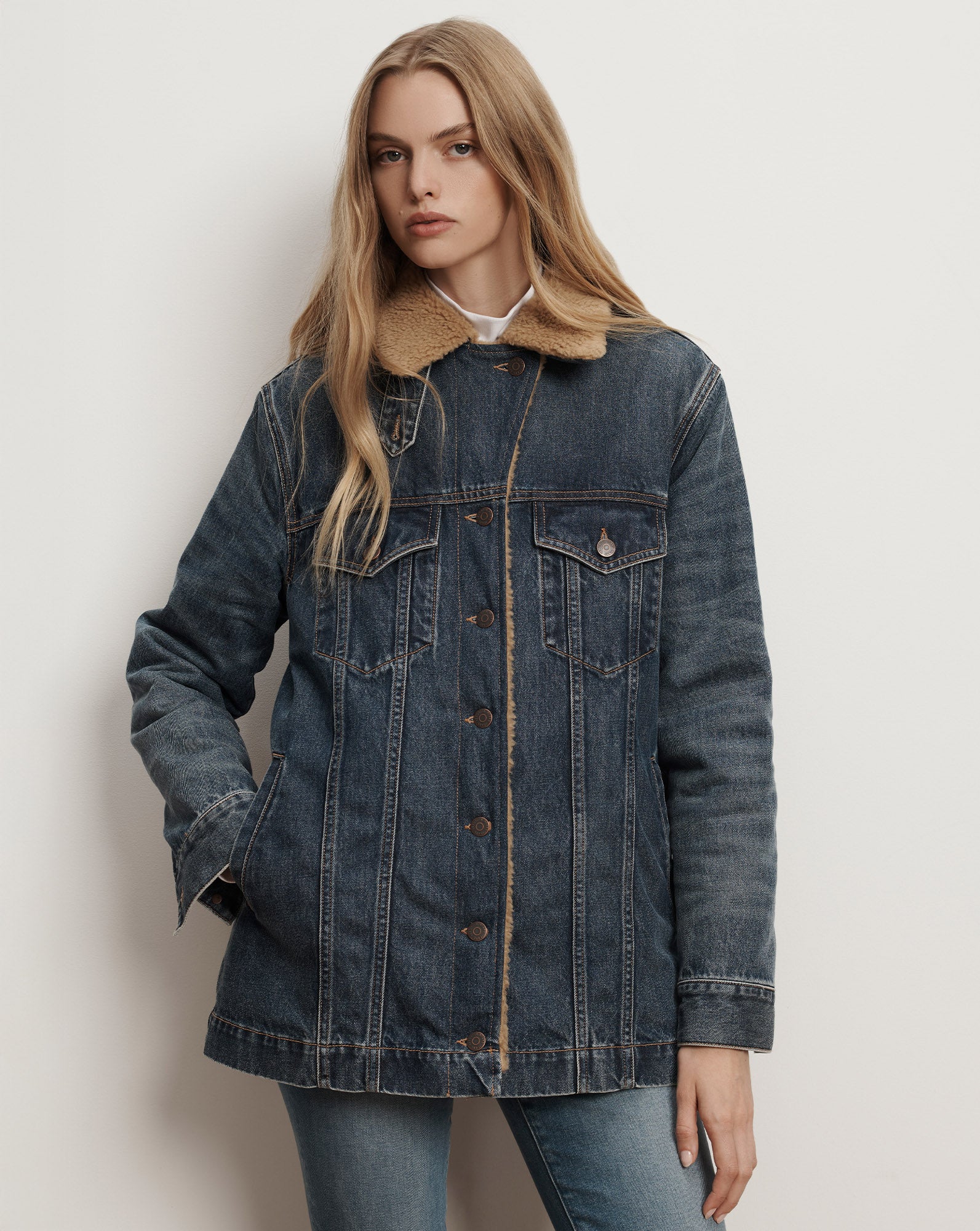 Donna Sherpa Denim Jacket in Medium Blue Wash | Veronica Beard