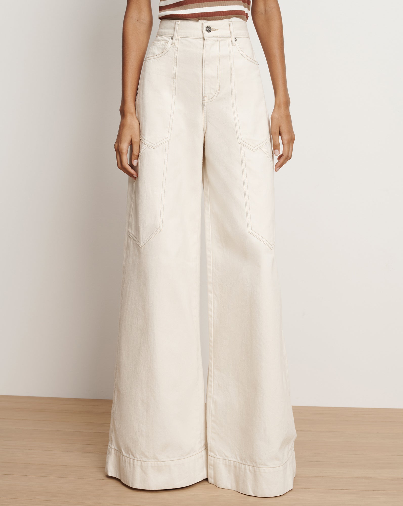 Freddy Wide-Leg Cargo Jean in Ecru | Veronica Beard