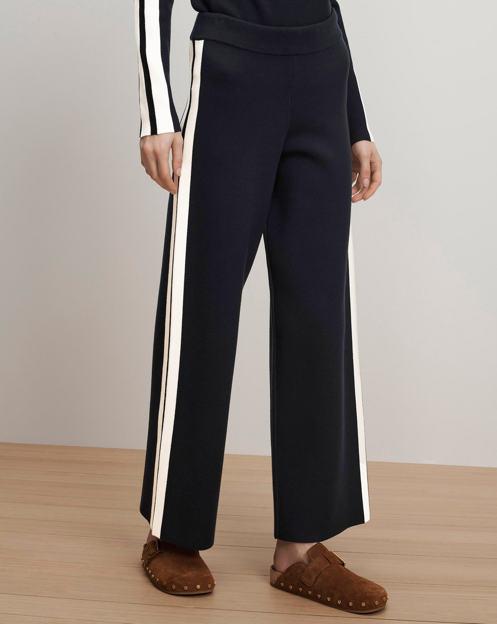 Jenkins Knit Wide-Leg Striped Pant in Navy | Veronica Beard