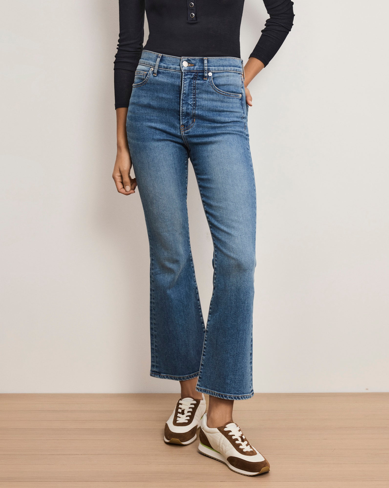Veronica Beard Carson Kick-Flare Jean - French Kiss