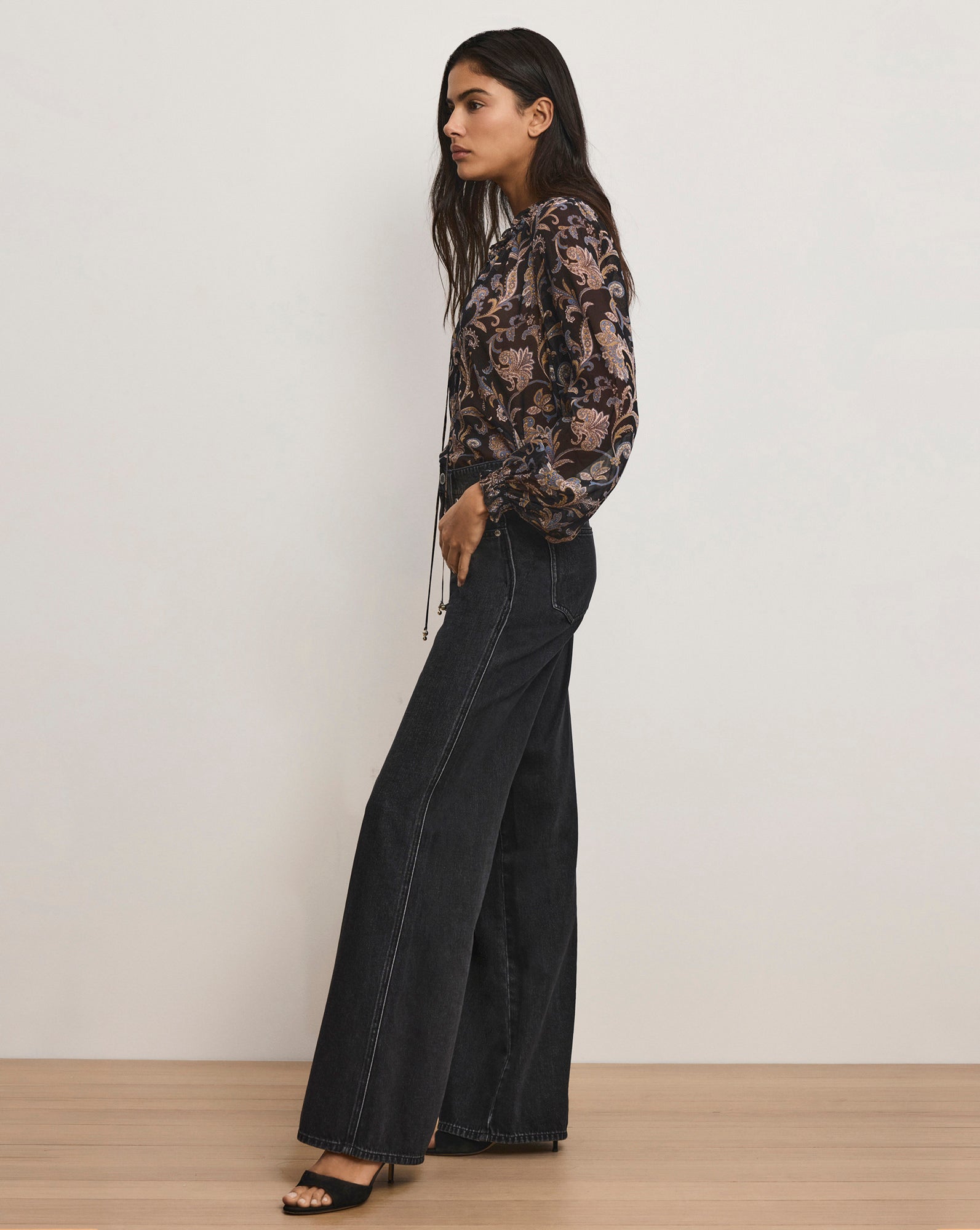 Veronica Beard Kasey Wide-Leg Jean - Washed Onyx