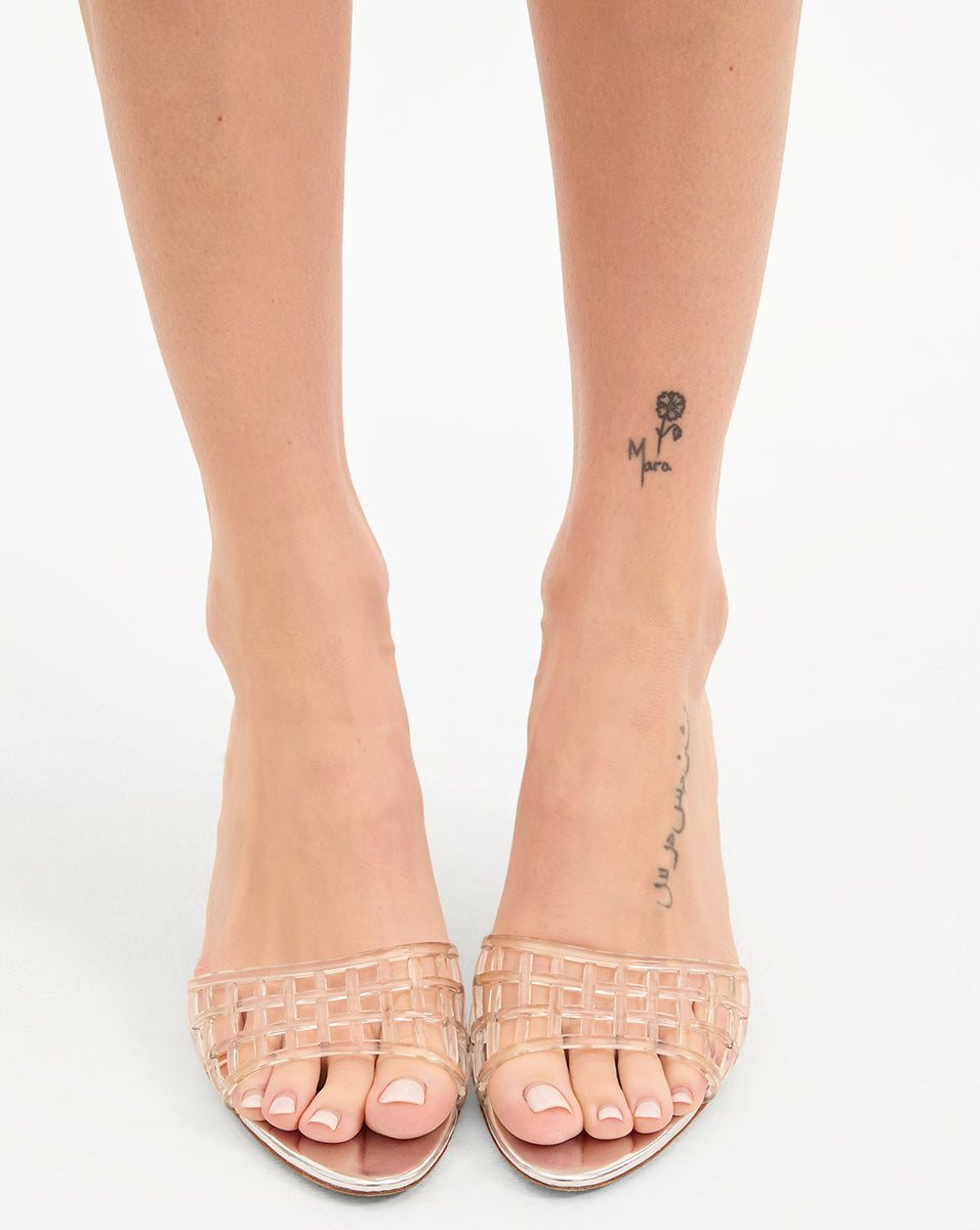 Tia Jelly Sandal in Clear/Silver | Veronica Beard