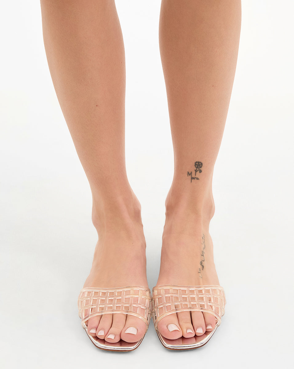 Veronica Beard Maris Jelly Sandal - Clear/Silver