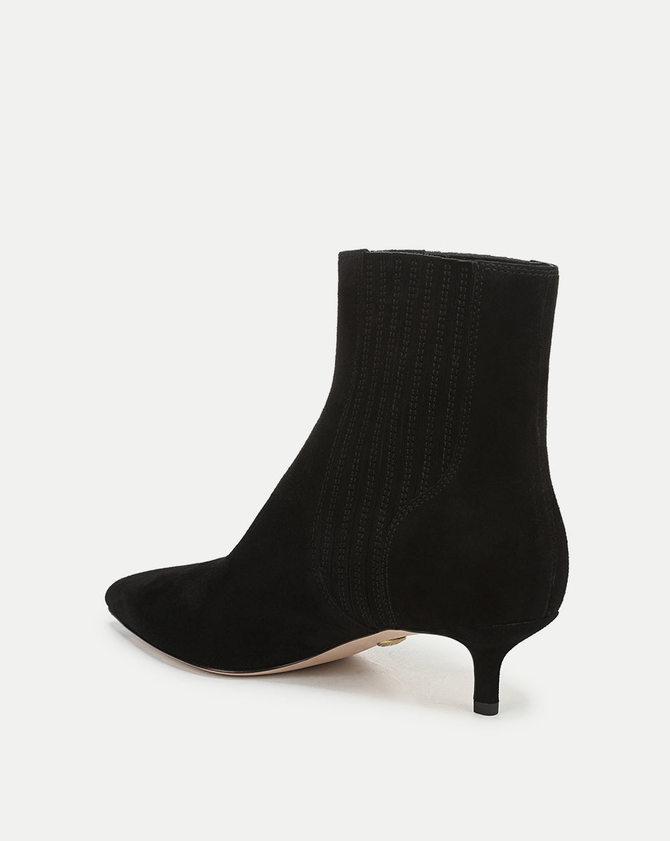 Lisa Kitten-Heel Ankle Boot in Black | Veronica Beard