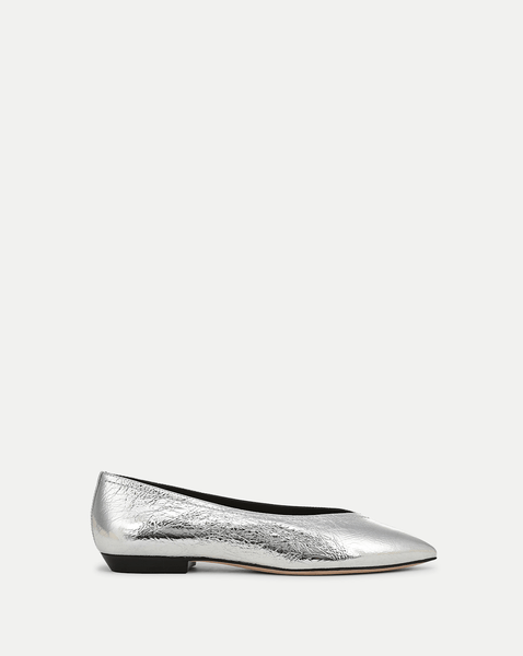 Bancroft Metallic Flat in Silver | Veronica Beard