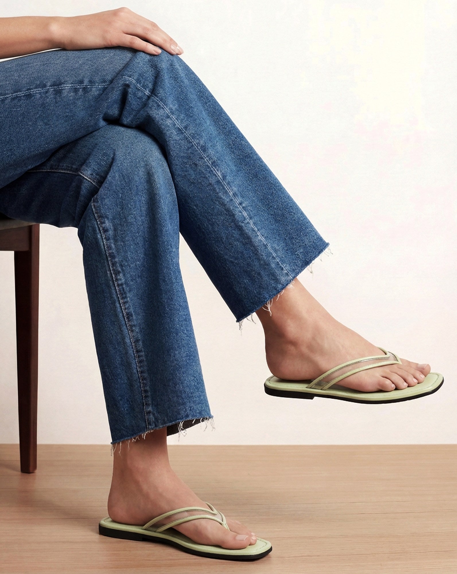 Clea Jelly Flip-Flop Sandal in Clear & Light Green Pistachio