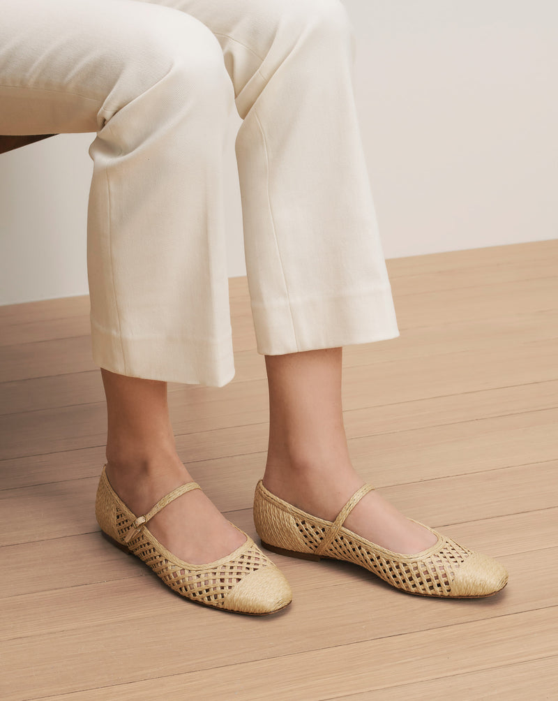 Veronica Beard Ellie Raffia Flat - Natural