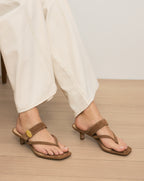 Veronica Beard Salva Dash Kitten-Heel Sandal - Chestnut