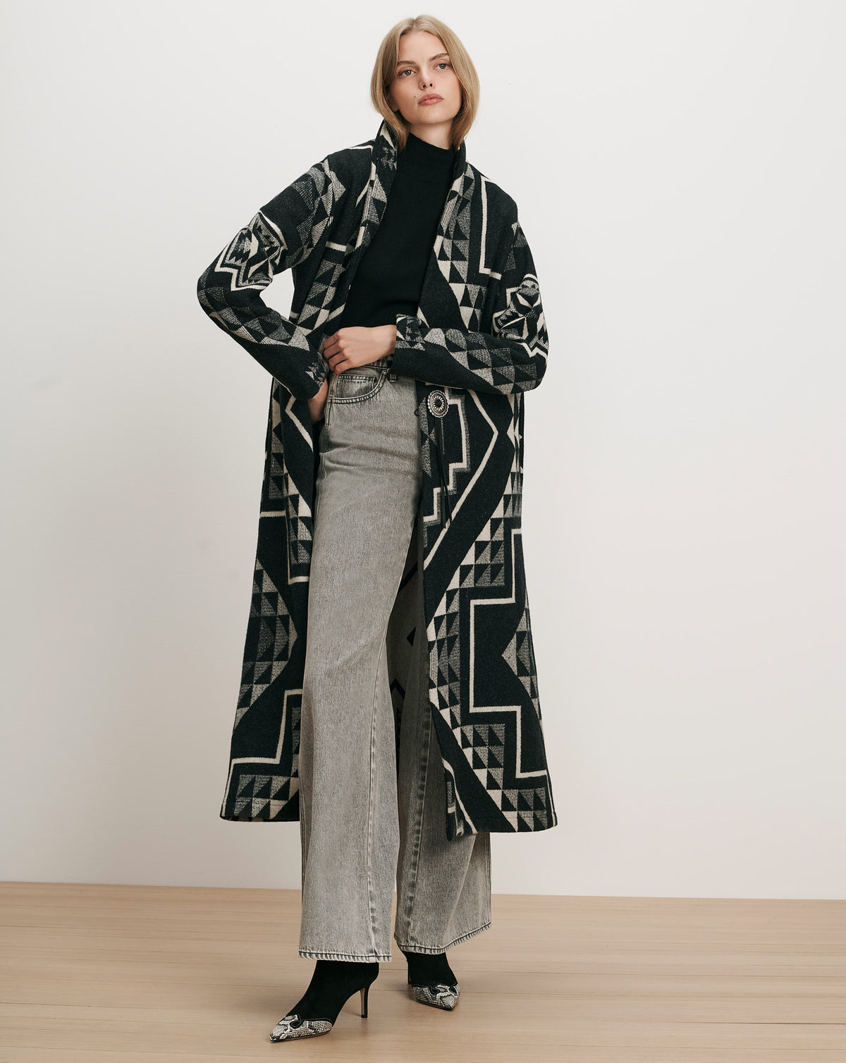 Veronica Beard Black and white geometric pattern long coat
