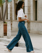 Veronica Beard Taylor Diamond Printed Wide-Leg Jean - Blue Diamond