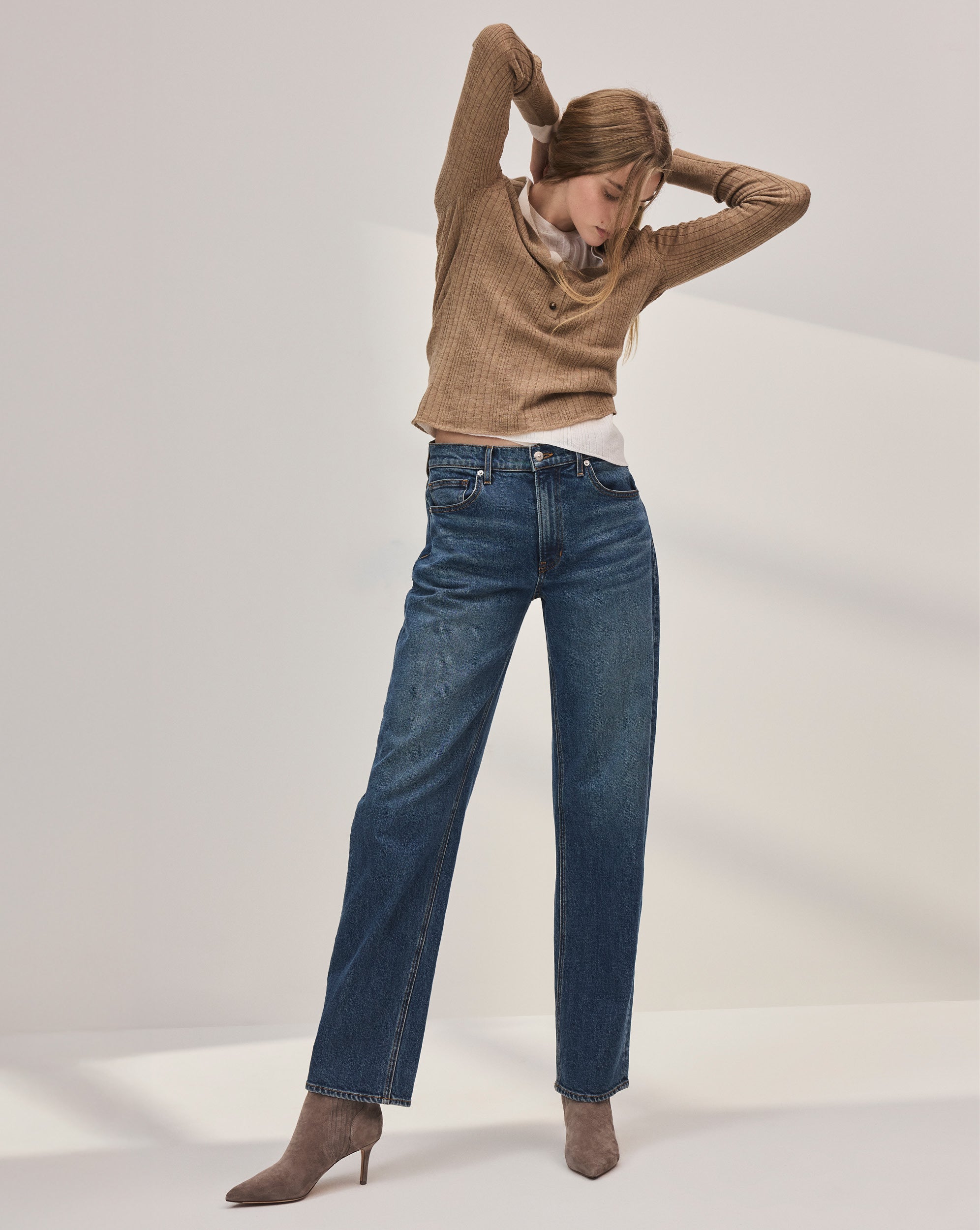Daniela Straight-Leg Jean in Medium Wash La La Land | Veronica Beard