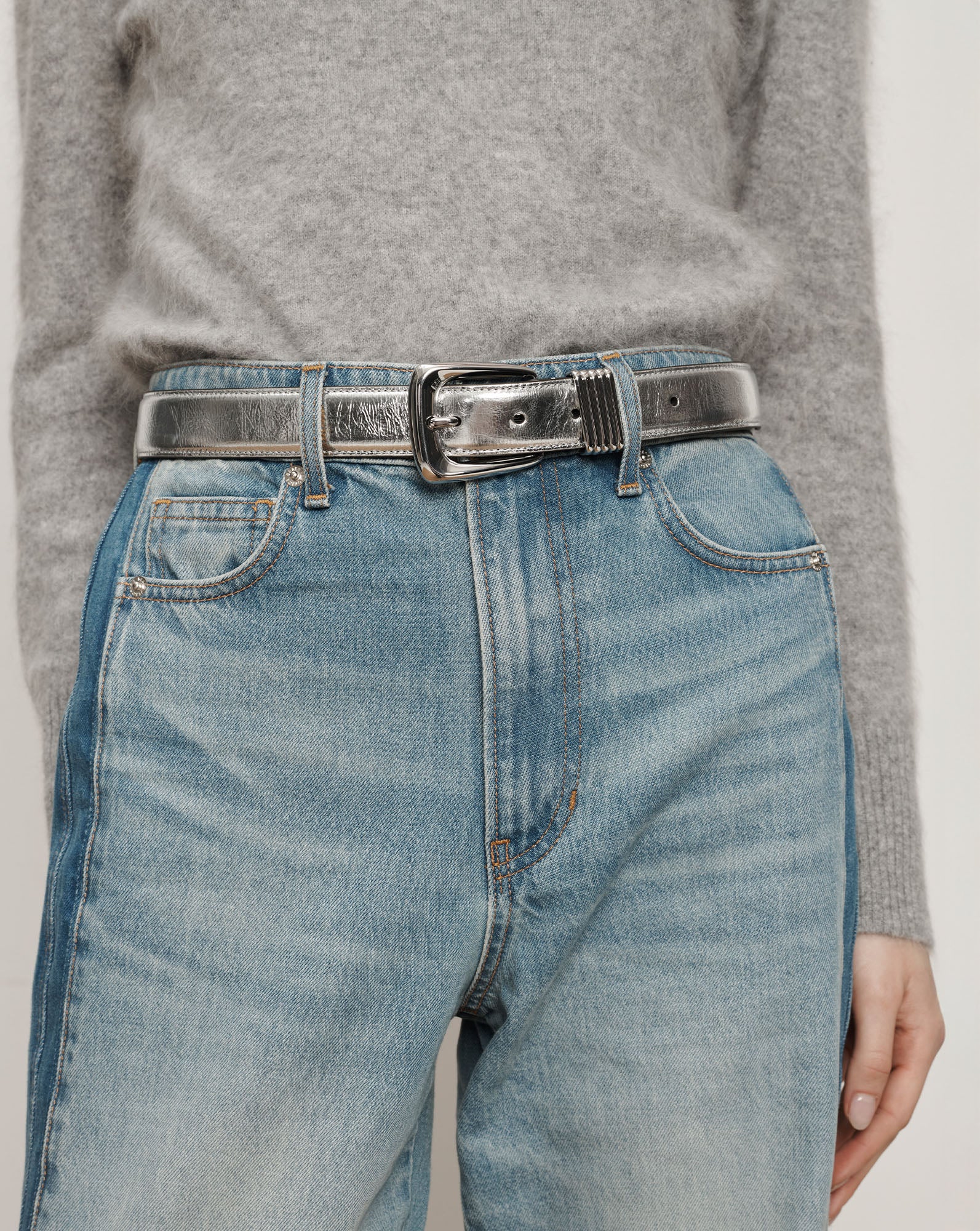 Arch Leather Belt in Silver | Veronica Beard