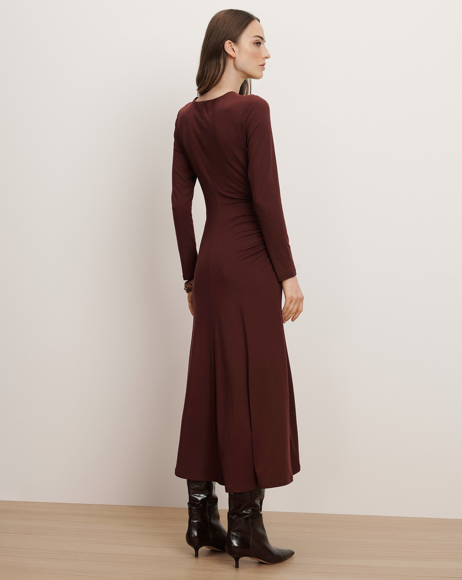 The Burgundy Edit – Veronica Beard