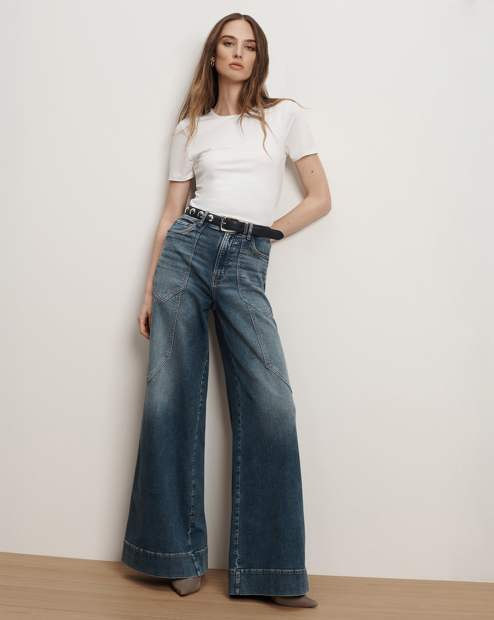 Freddy Wide-Leg Cargo Jean in Medium Wash Denim Ripple Haze