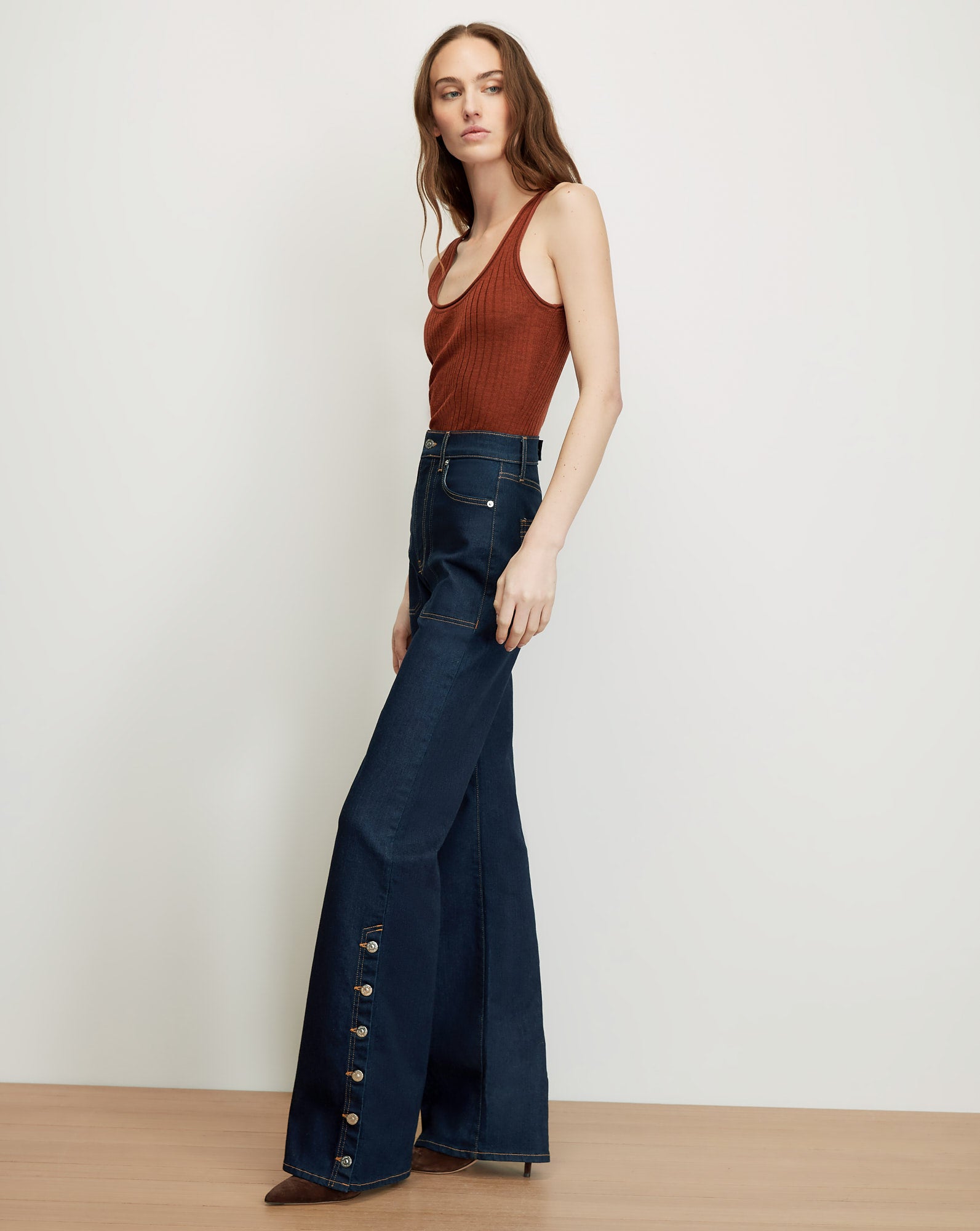 Crosbie Slim Wide-Leg Button-Seam Jean in Indigo Denim Rinse