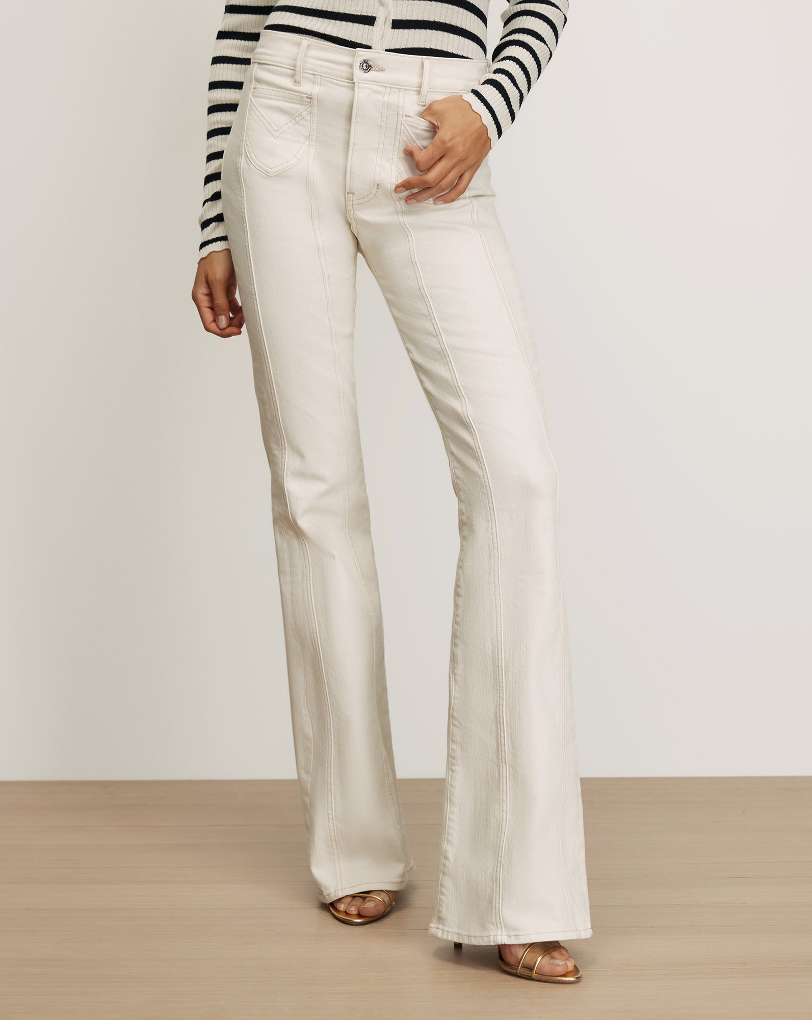 パンツ Reworked double waist white flare denim Beverly Skinny-Flare Jeans with Ecru | Veronica Beard