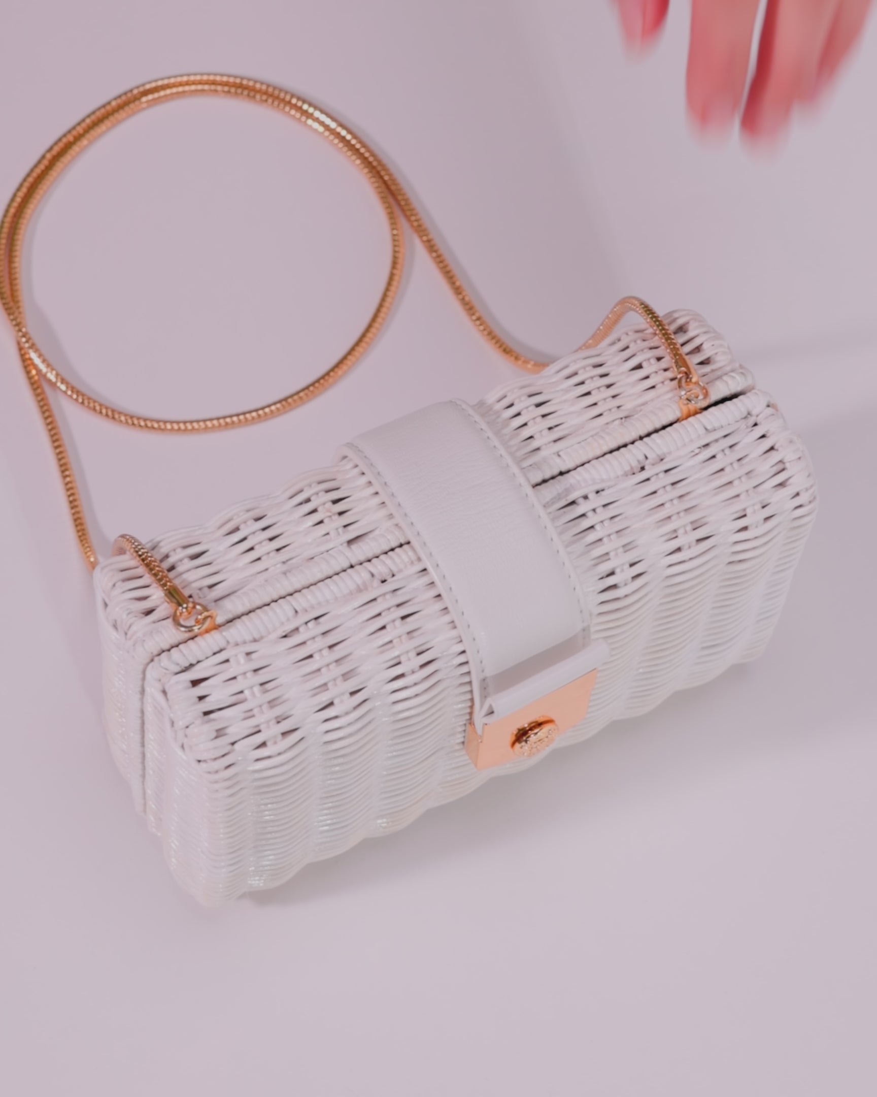 Veronica Beard Lock Box Clutch in Natural Wicker/ Hazelwood